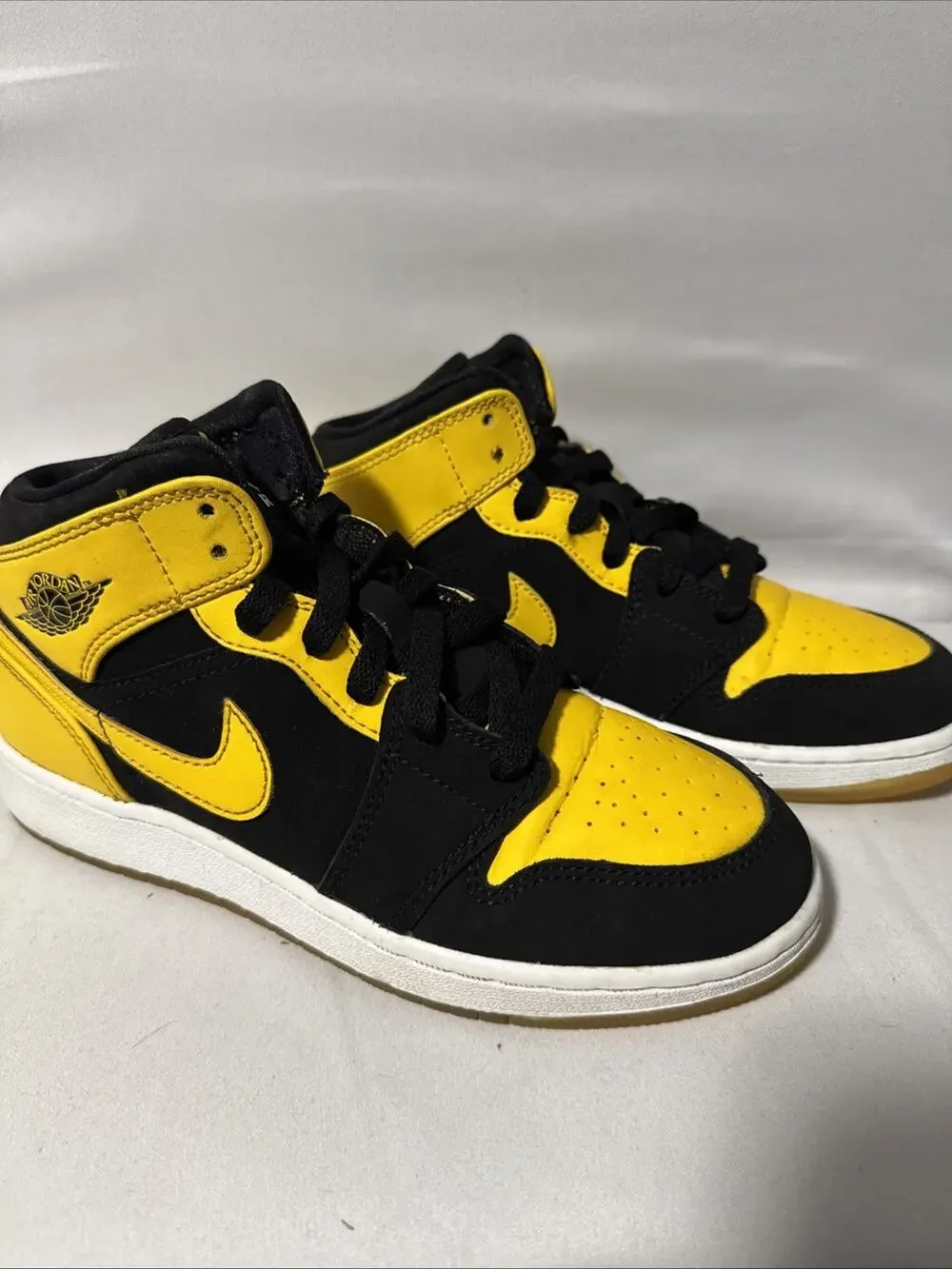 the Air Jordan 1 Mid 